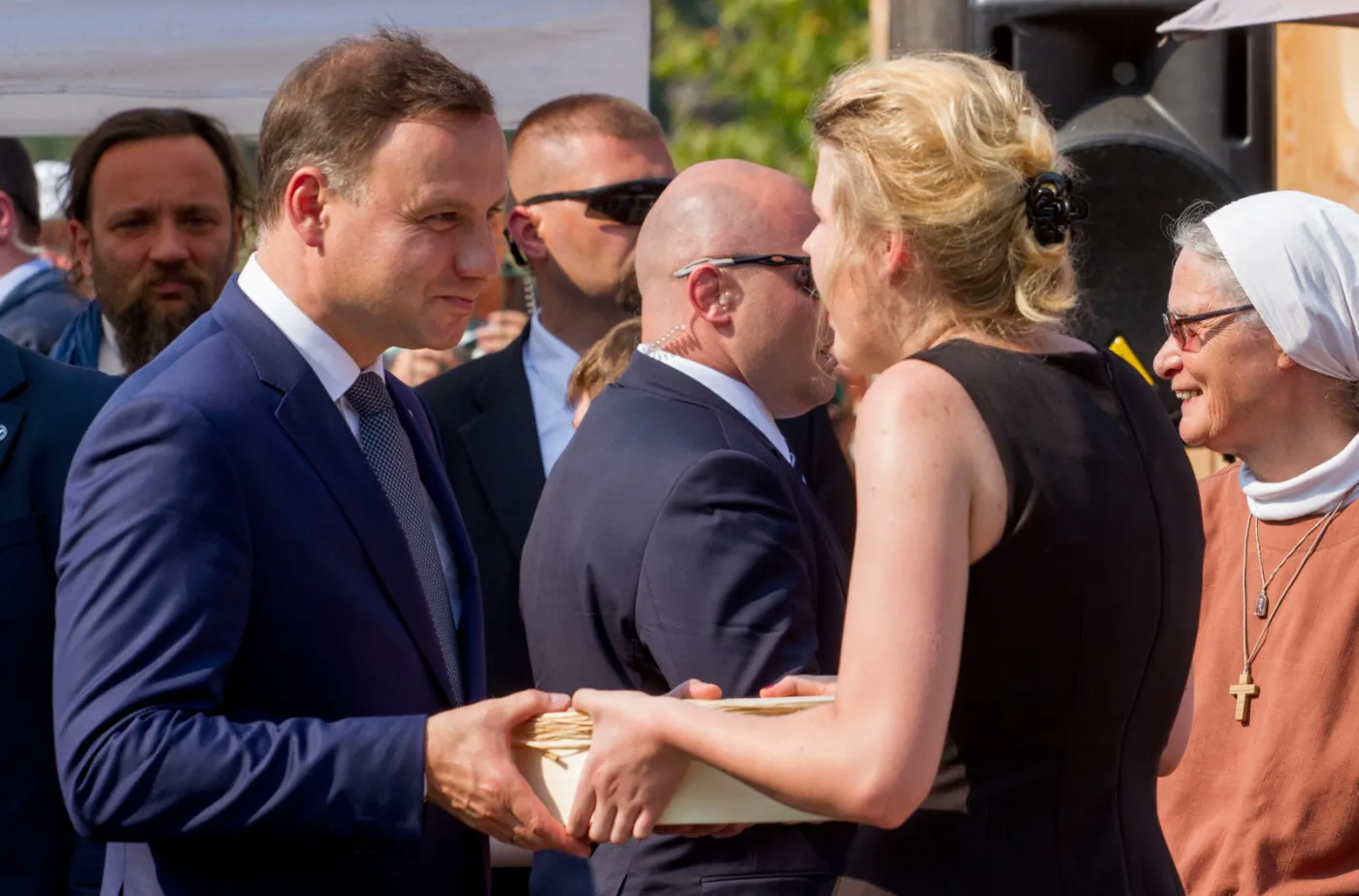 8073665-siostra-chmielewska-apeluje-do.jpg