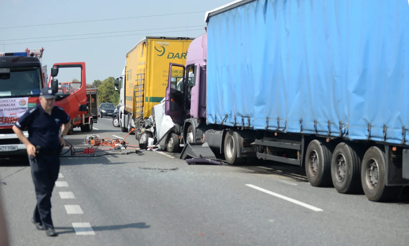 8077867-wypadek-na-dk50-w-zbirozy-kolo.jpg
