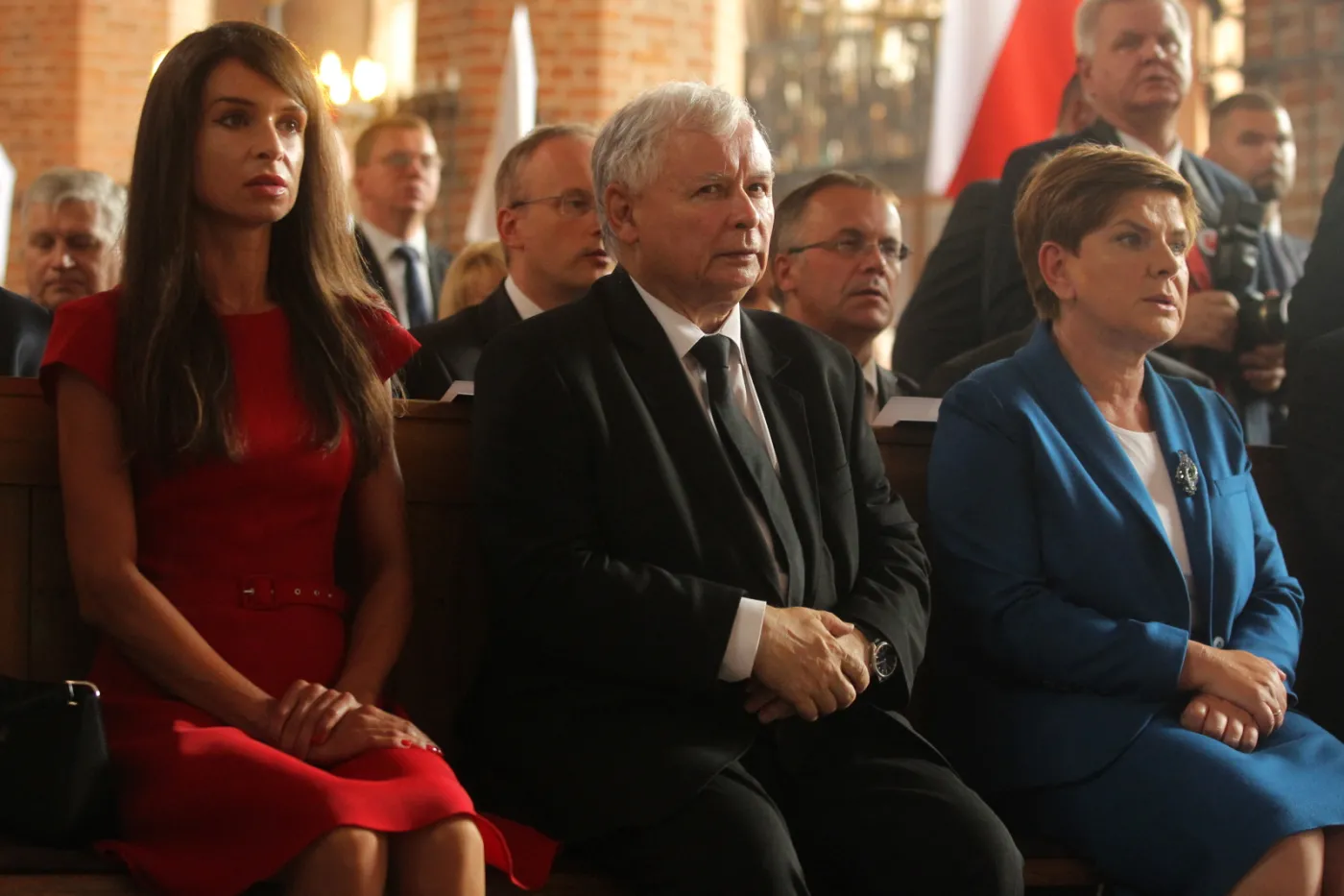 Od lewej: Marta Kaczyńska, prezes PiS Jarosław Kaczyński, wiceprezes PiS i kandydatka partii na premiera Beata Szydło uczestniczą w mszy świętej w 35. rocznicę podpisania Porozumień Sierpniowych