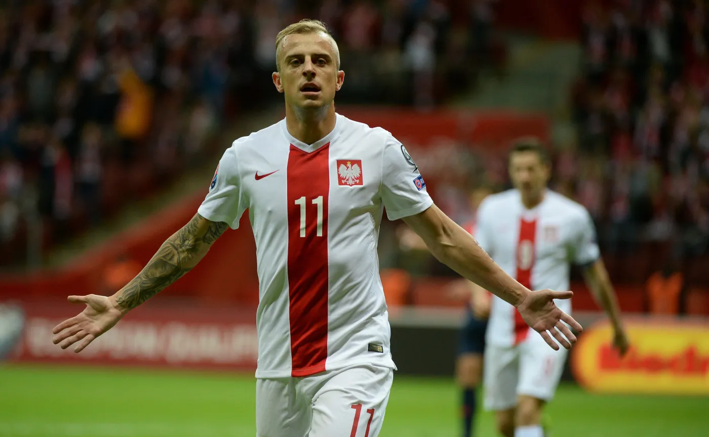 8182096-gracz-reprezentacji-polski-kamil.jpg
