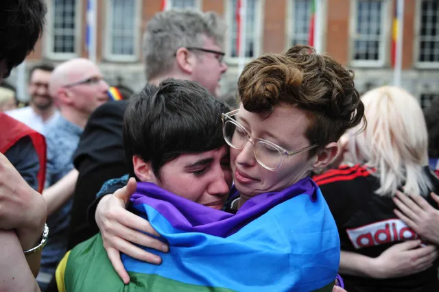 Irlandczycy zaakceptowali małżeństwa jednej płci
