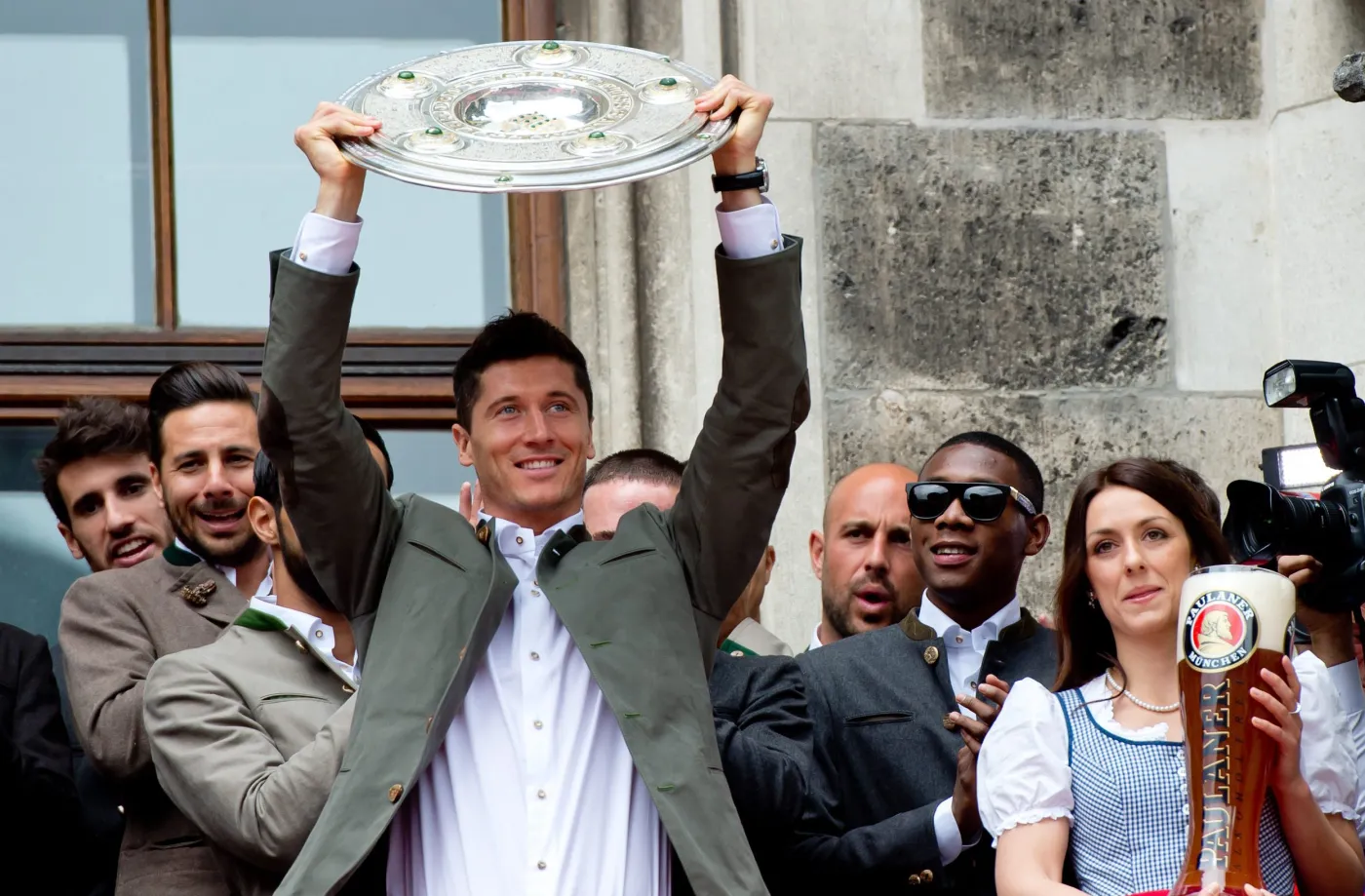 7806101-tak-robert-lewandowski-z-kolegami.jpg