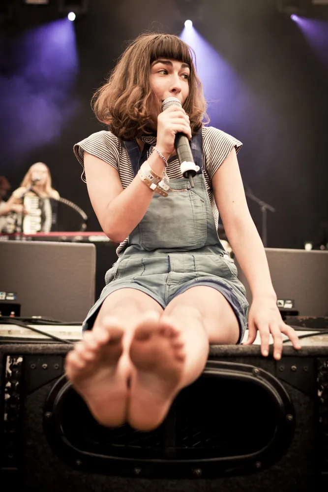 3950261-edward-sharpe-and-the-magnetic.jpg