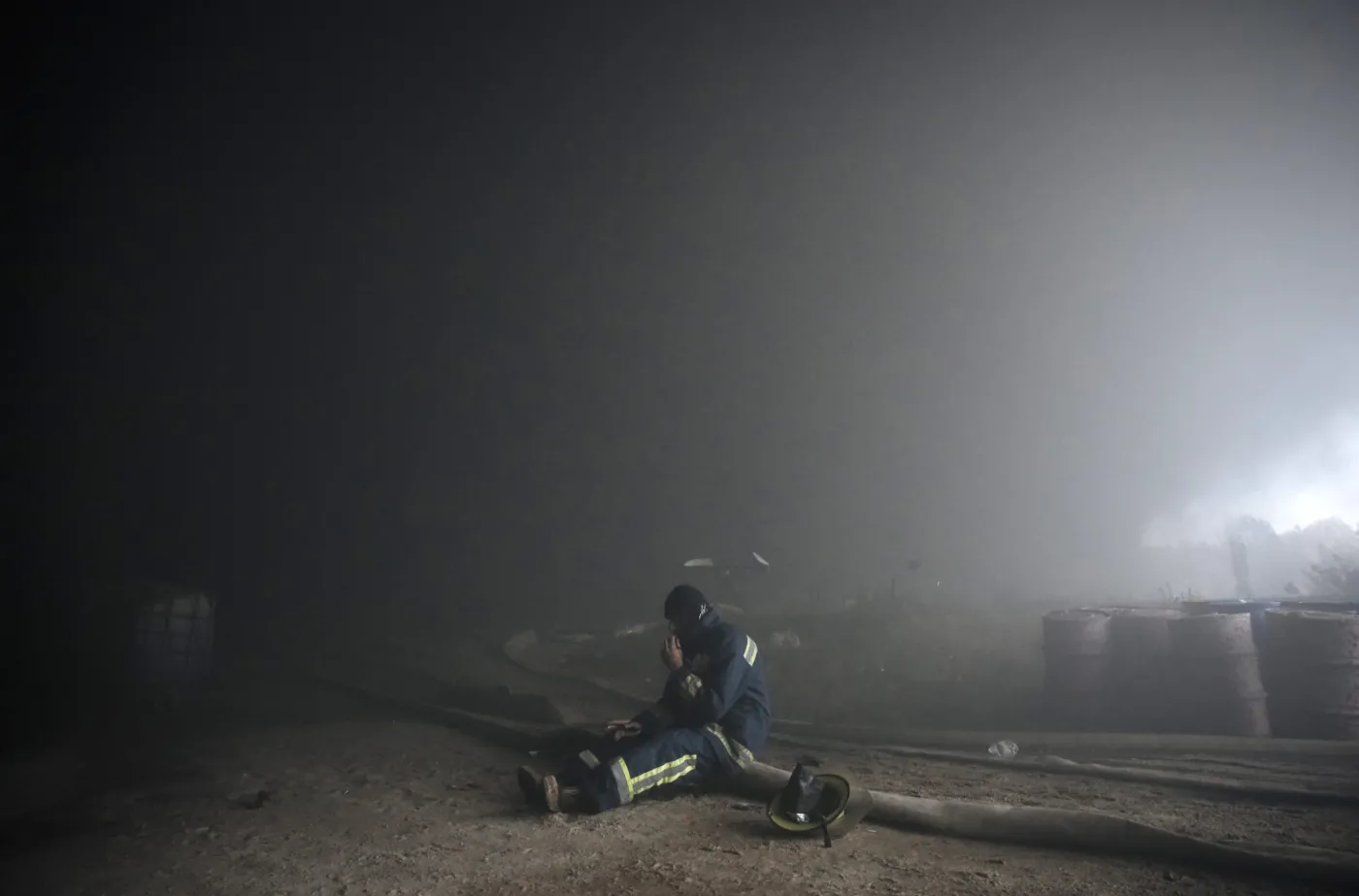 Pożar bazy paliwowej pod Kijowem. Zginęło 3 strażaków. DRAMATYCZNE ZDJĘCIA