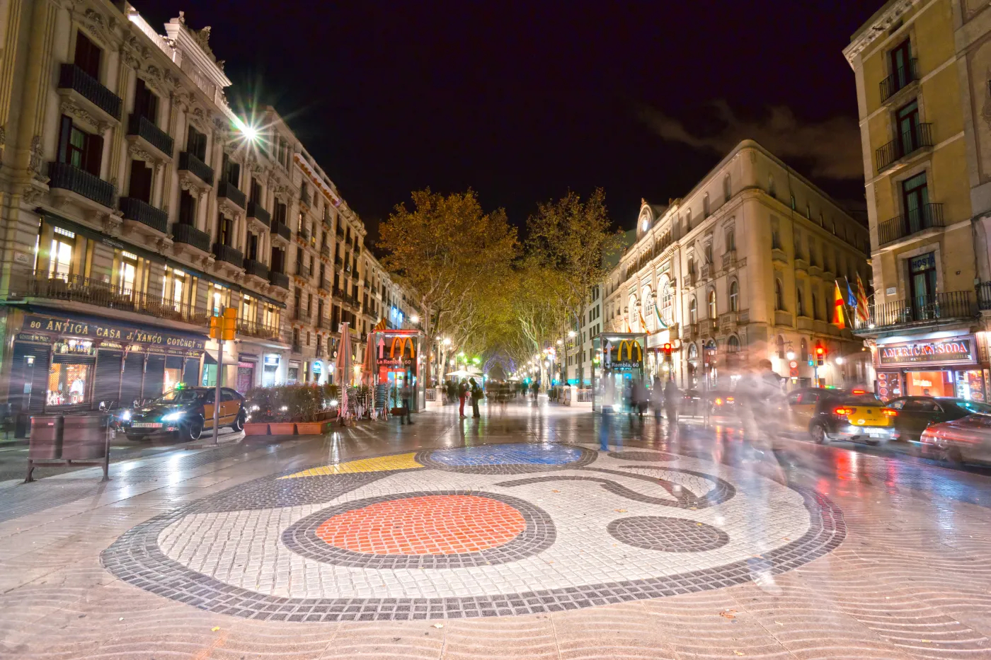 Mozaika Joana Miro na ulicy La Rambla, Barcelona, Hiszpania