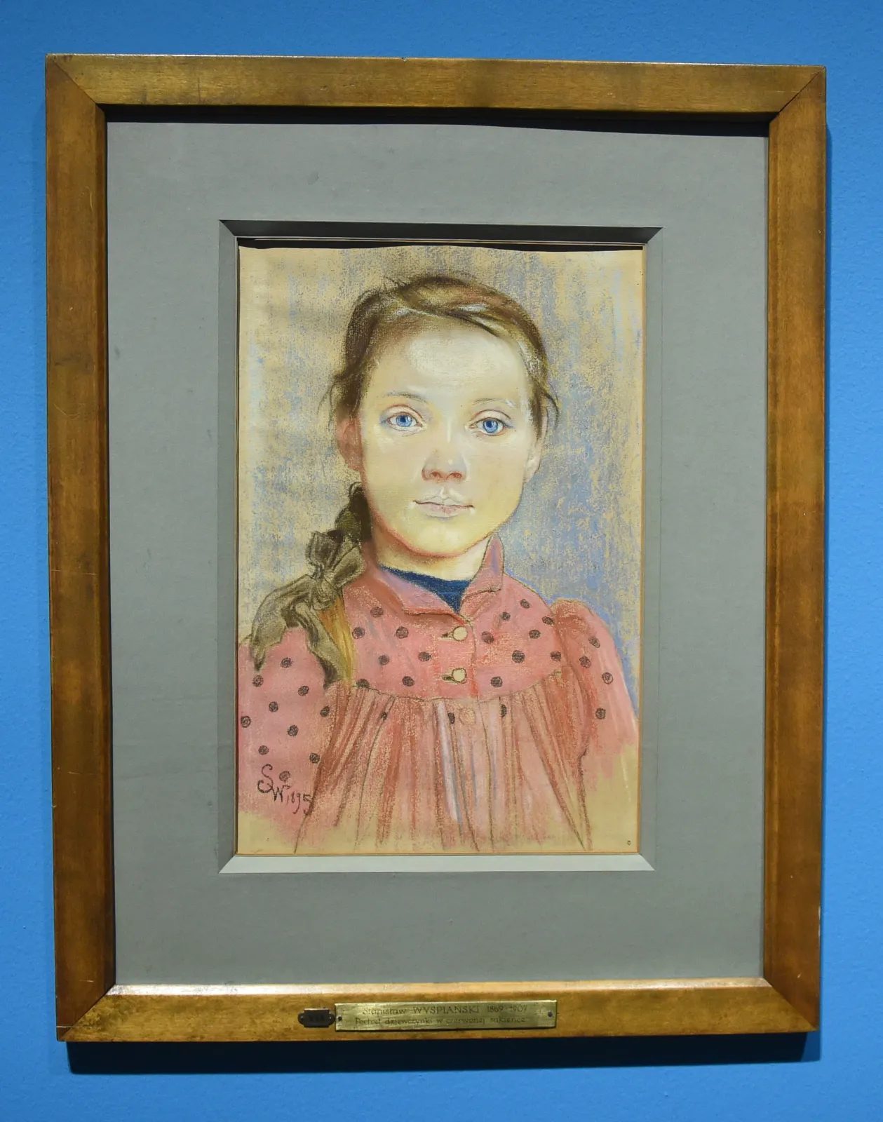 8372067-portret-dziewczynki-w-czerwonej.jpg