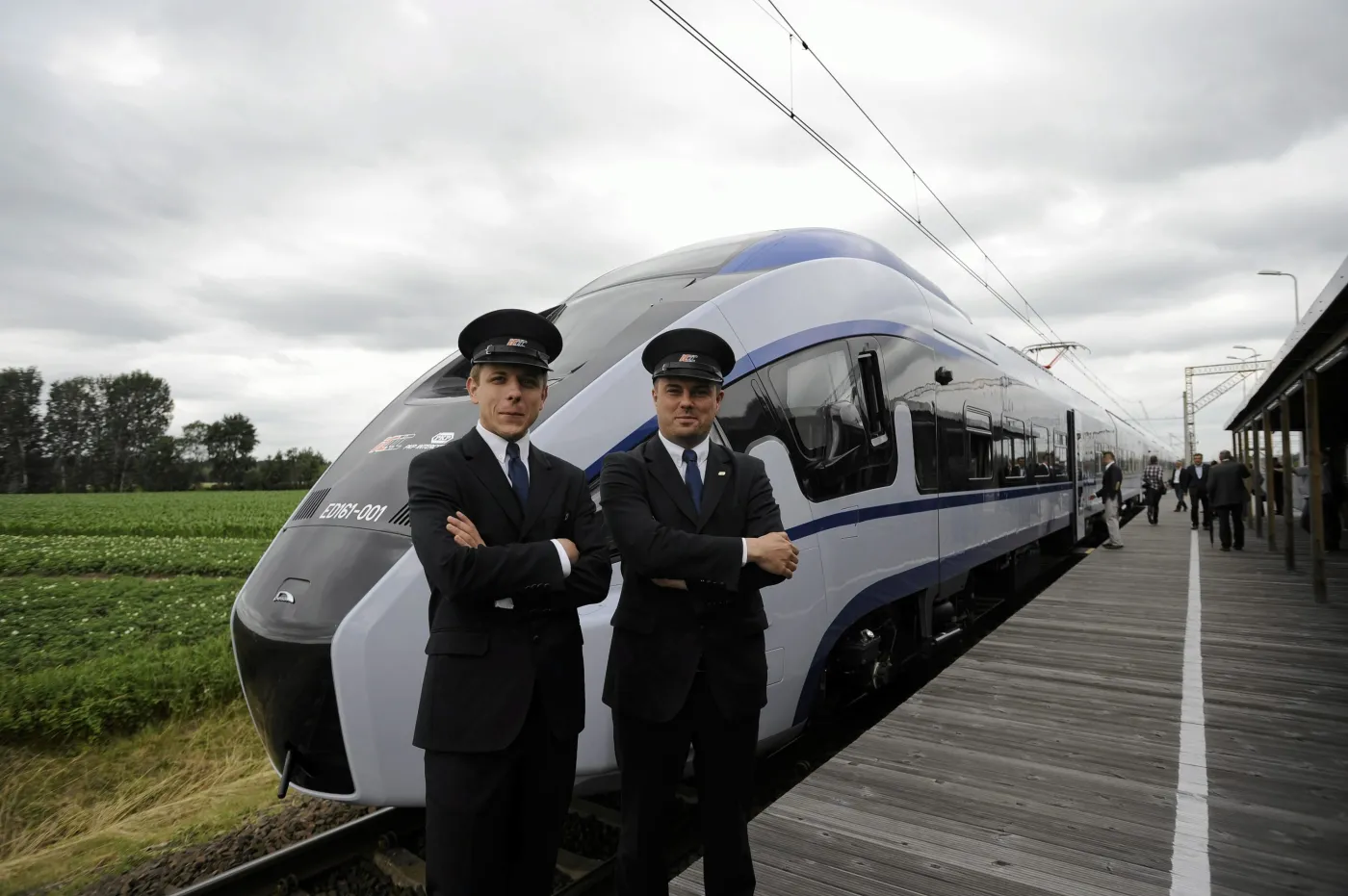 Polska konkurencja dla Pendolino rusza na tory. Dart dopuszczony do eksploatacji