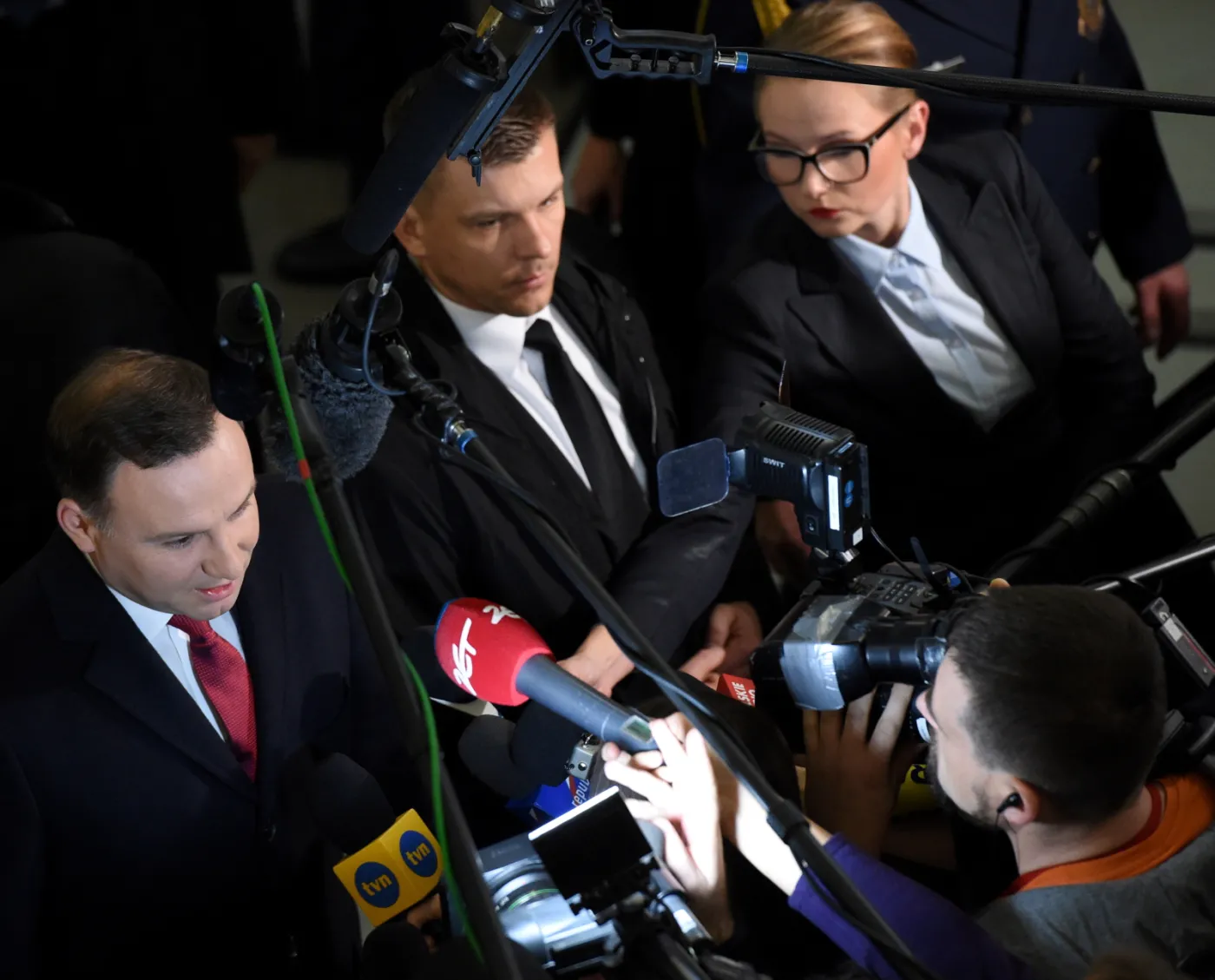 Prezydent Andrzej Duda rozmawia z dziennikarzami w Sejmie