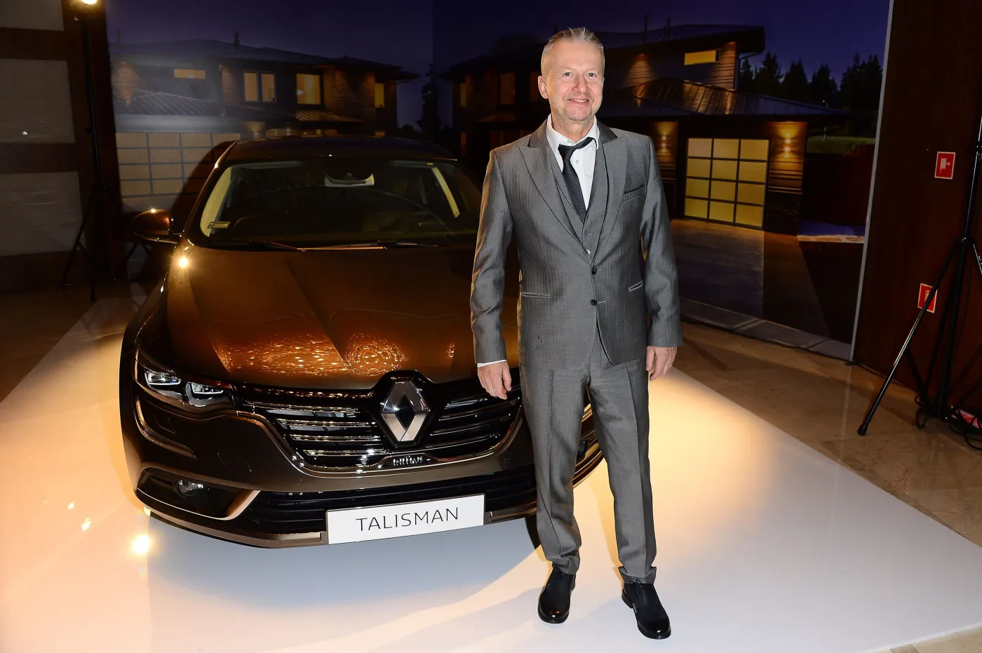8512561-boguslaw-linda-ambasador-renault.jpg