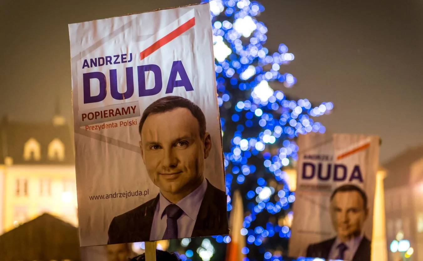 Bydgoszcz: Manifestacja poparcia dla prezydenta Dudy