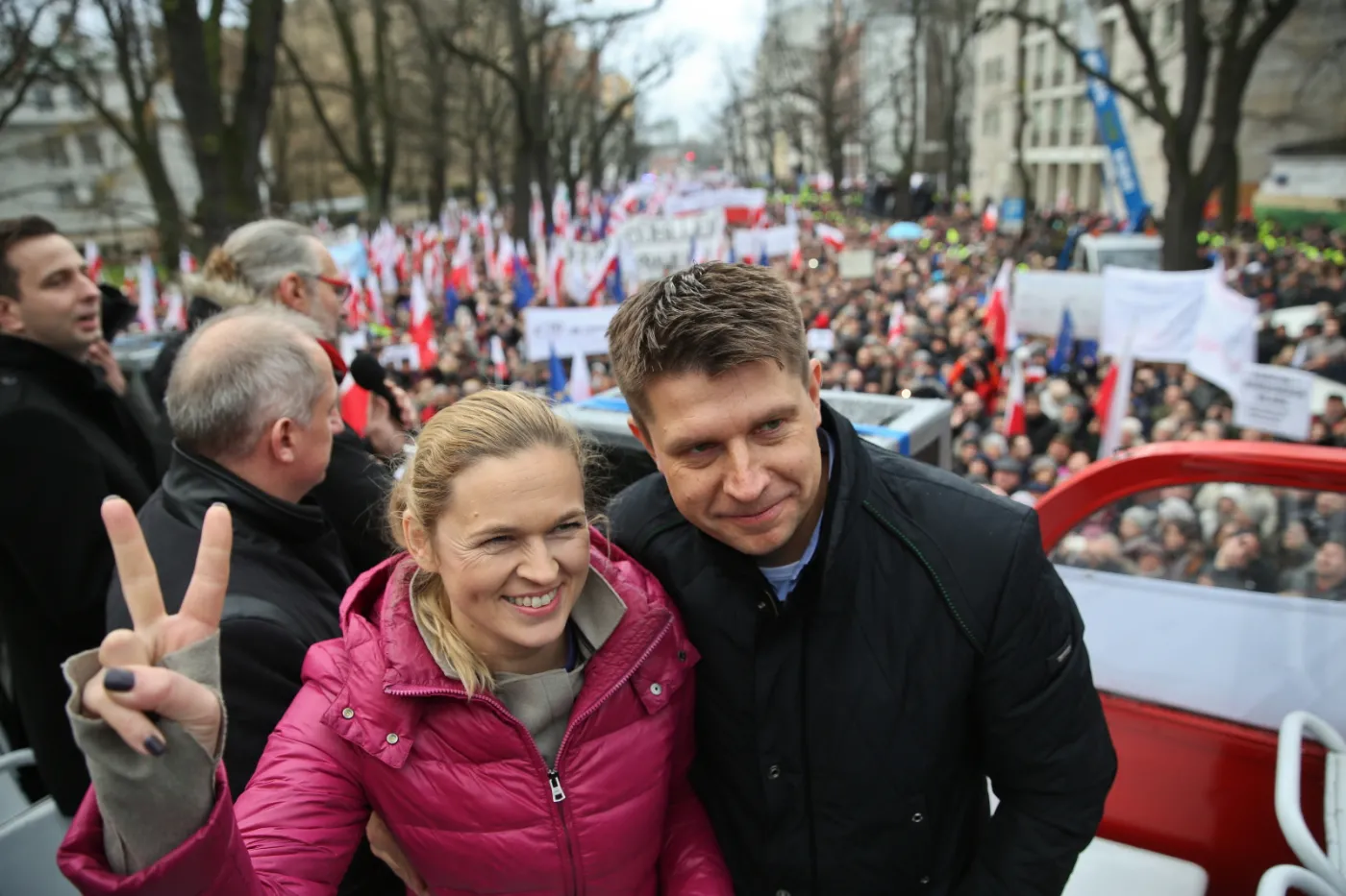 Marsz organizowany przez Komitet Obrony Demokracji