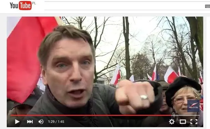 Tomasz Lis na demonstracji KOD