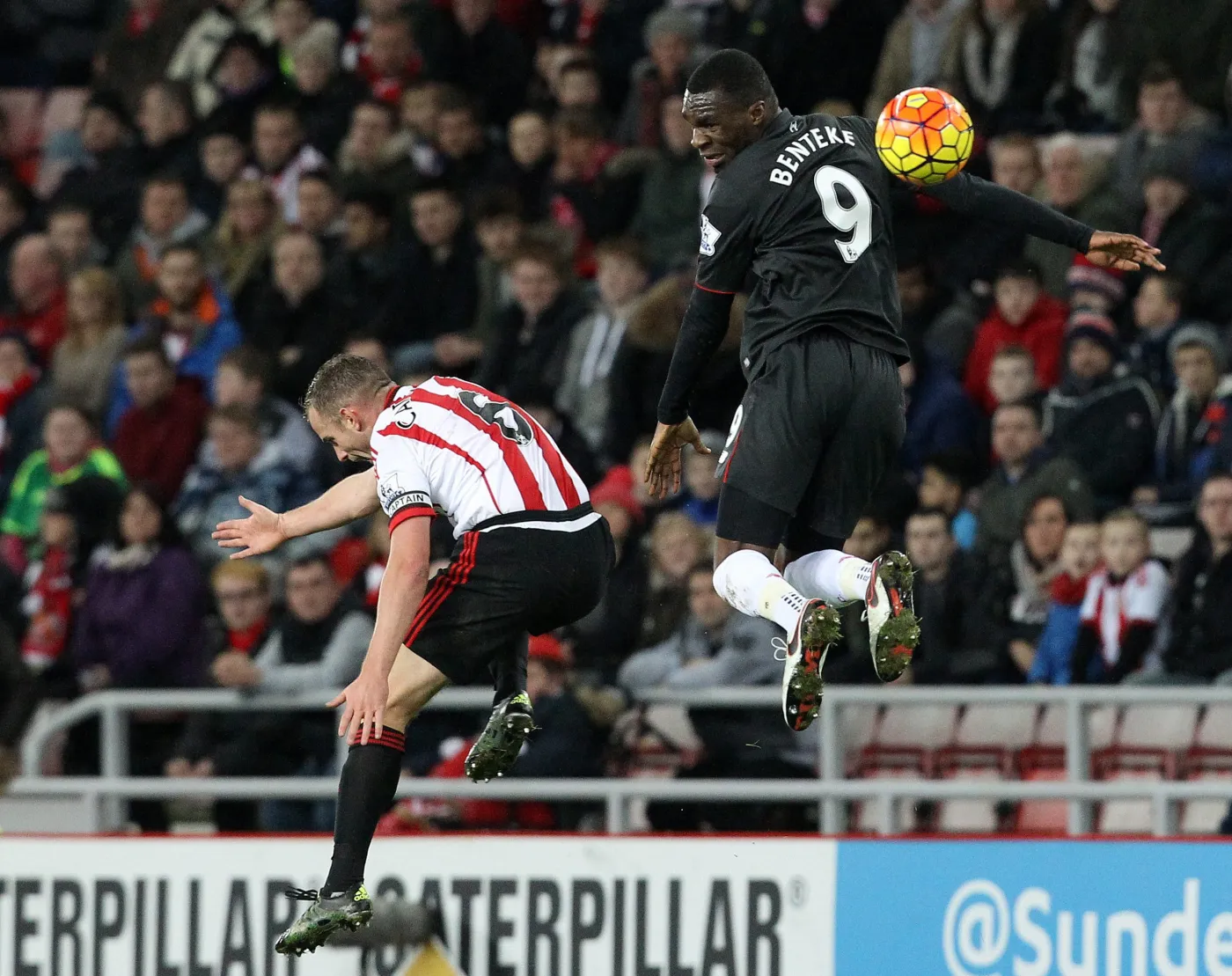 Christian Benteke i Lee Cattermole