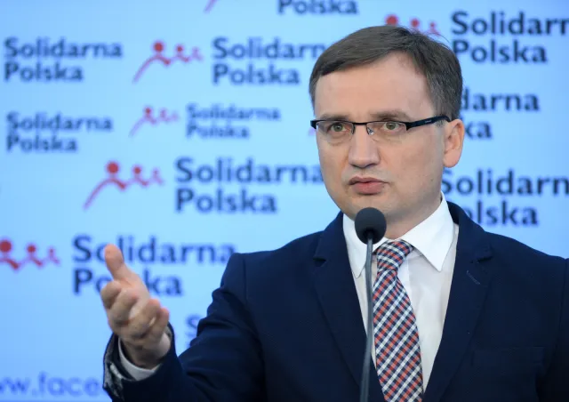 Ziobro przeciwny kwotom imigracyjnym. "Napływ muzułmanów oznacza konflikty"
