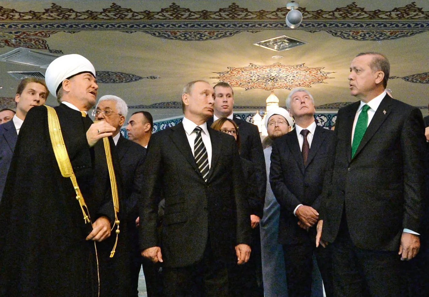 8246649-wladimir-putin-otworzyl-meczet.jpg