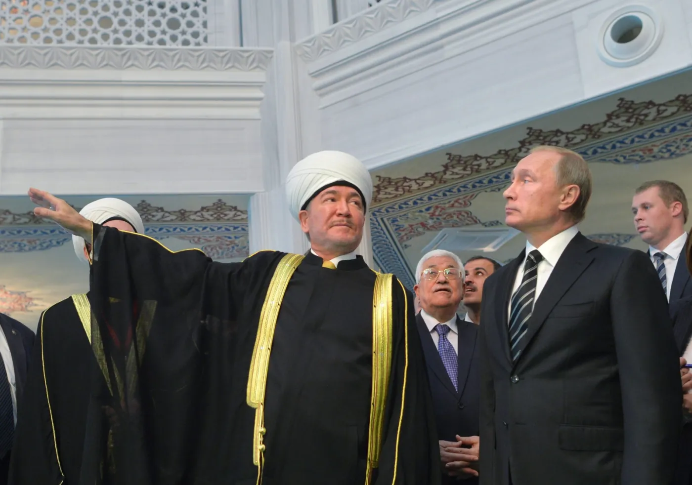 8246780-wladimir-putin-otworzyl-meczet.jpg