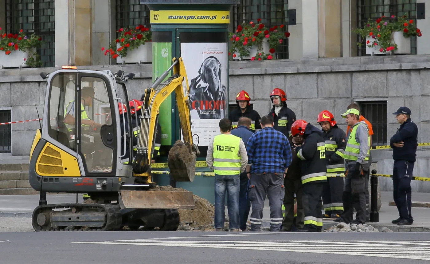 Wyciek gazu przy Placu Trzech Krzyży. Ewakuowano budynek Ministerstwa Gospodarki