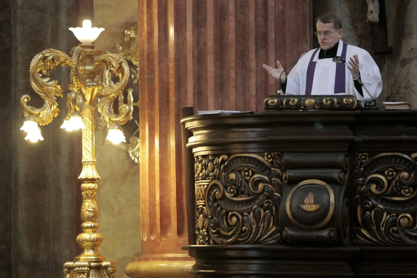 Ksiądz Kloch: Słowa księdza Oko niewłaściwe. Ale stoi za nimi nauka Kościoła