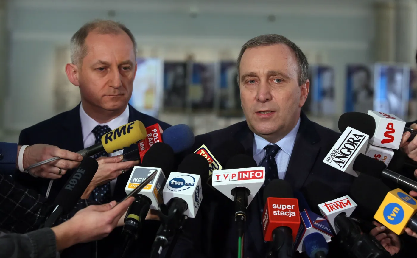 Zmiany w zarządzie PO. Radio ZET: Jacek Rostowski i Radosław Sikorski złożyli rezygnację