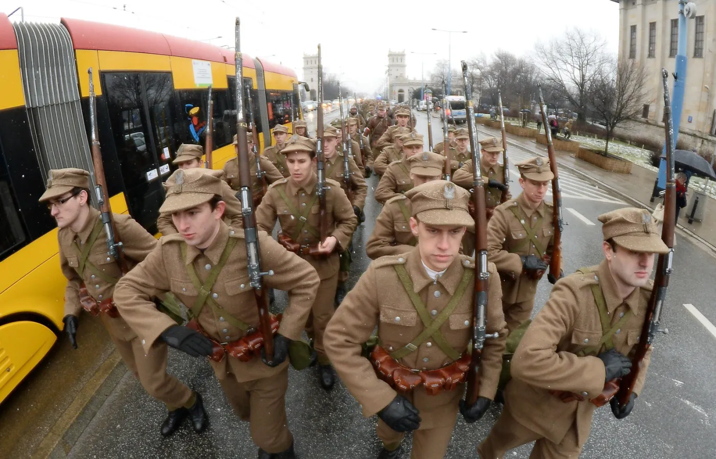 8794294-narodowy-dzien-pamieci-zolnierzy.jpg