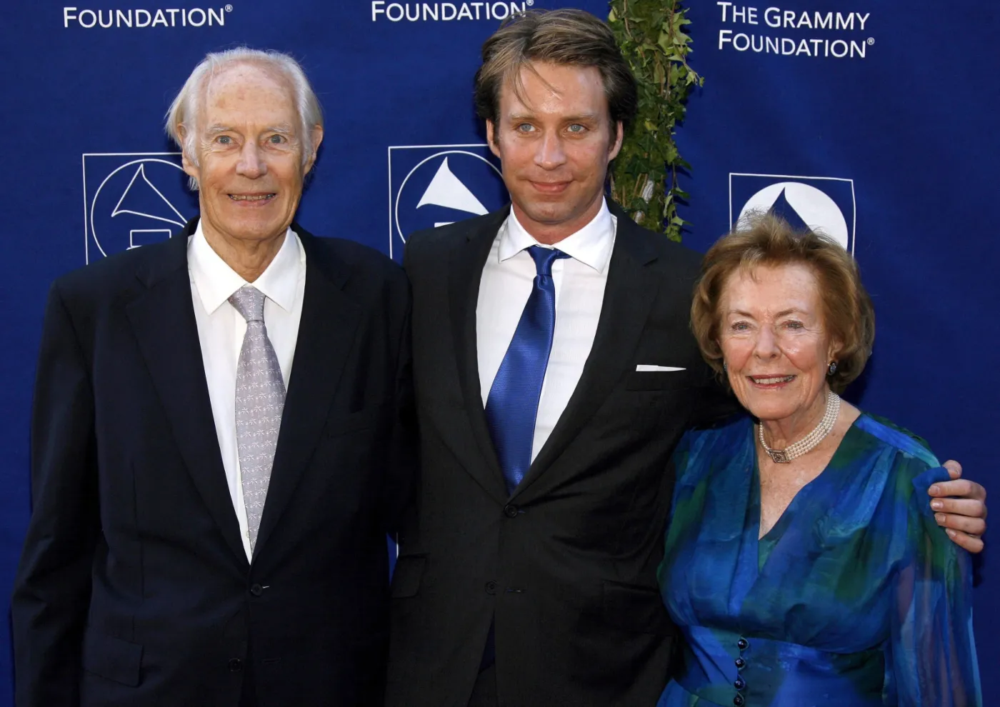 8820168-sir-george-martin-jego-syn-giles.jpg