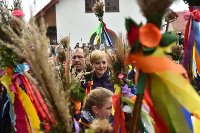 Niedziela Palmowa. Para prezydencka przyjechała do Lipnicy Murowanej. GALERIA