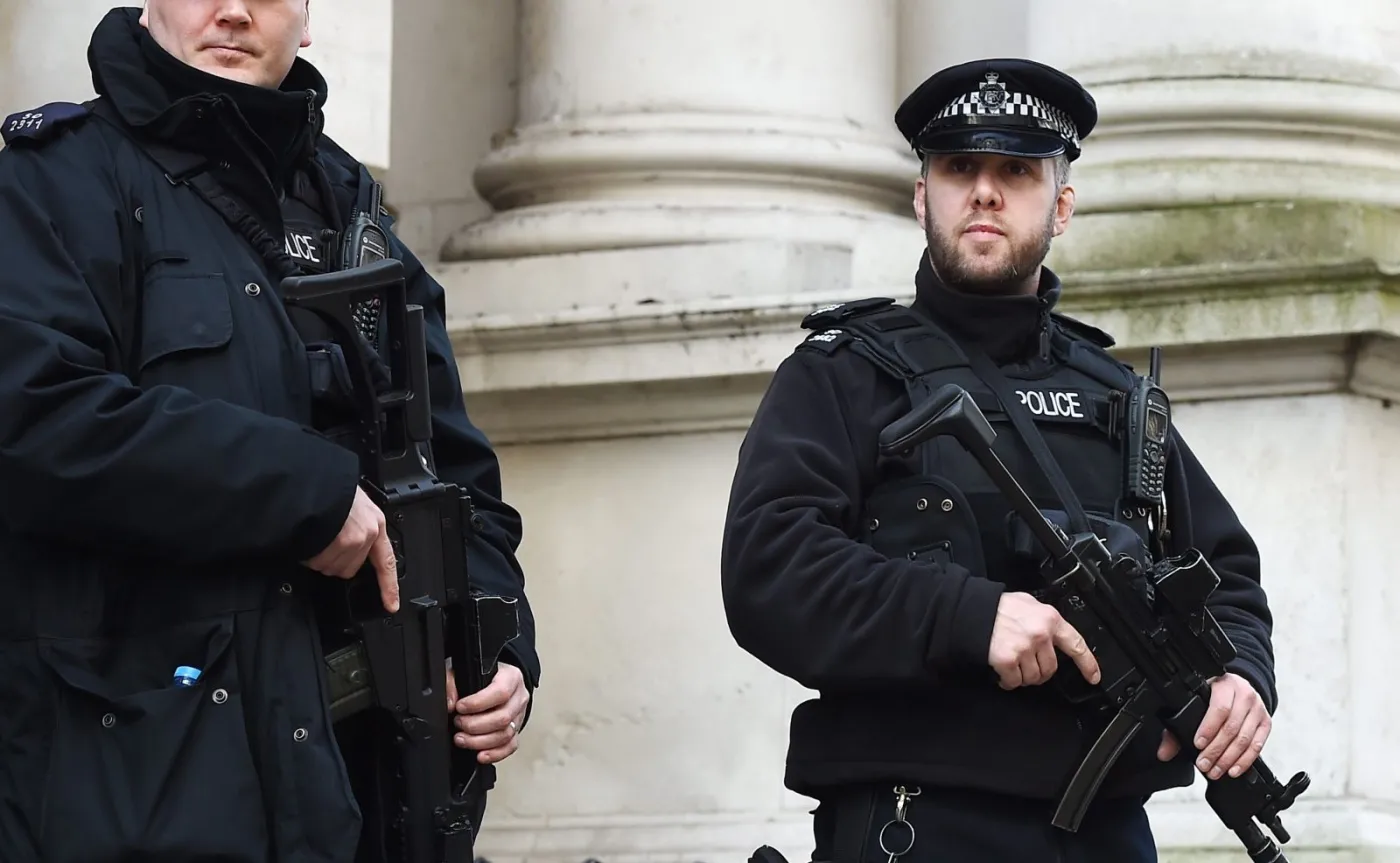 Brytyjscy policjanci w centrum Londynu po zamachach w Brukseli