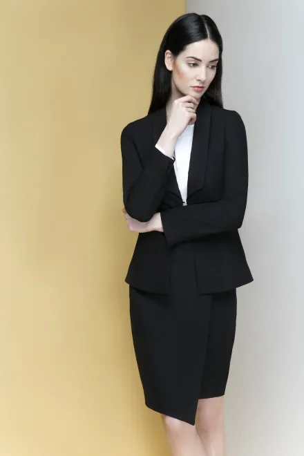 8863484-taranko-linia-business-w-kolekcji.jpg