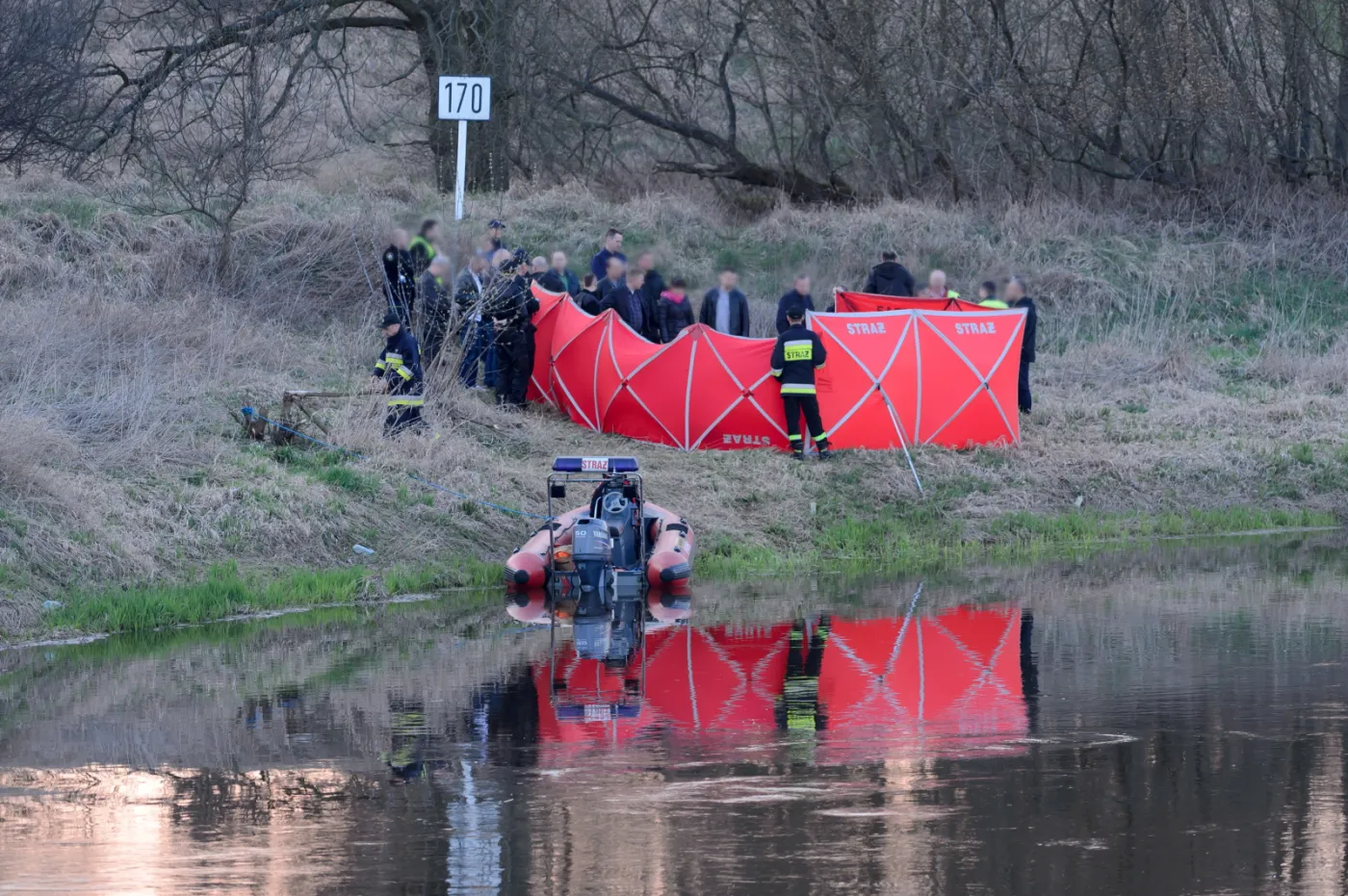 Służby na miejscu odkrycia zwłok
