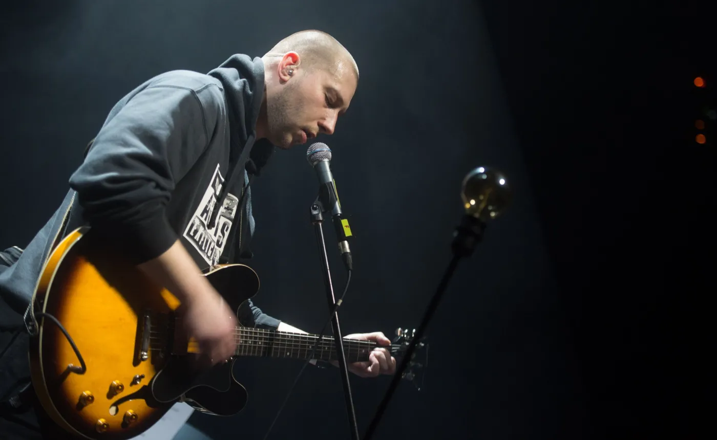 Kortez w czasie koncertu w Łodzi