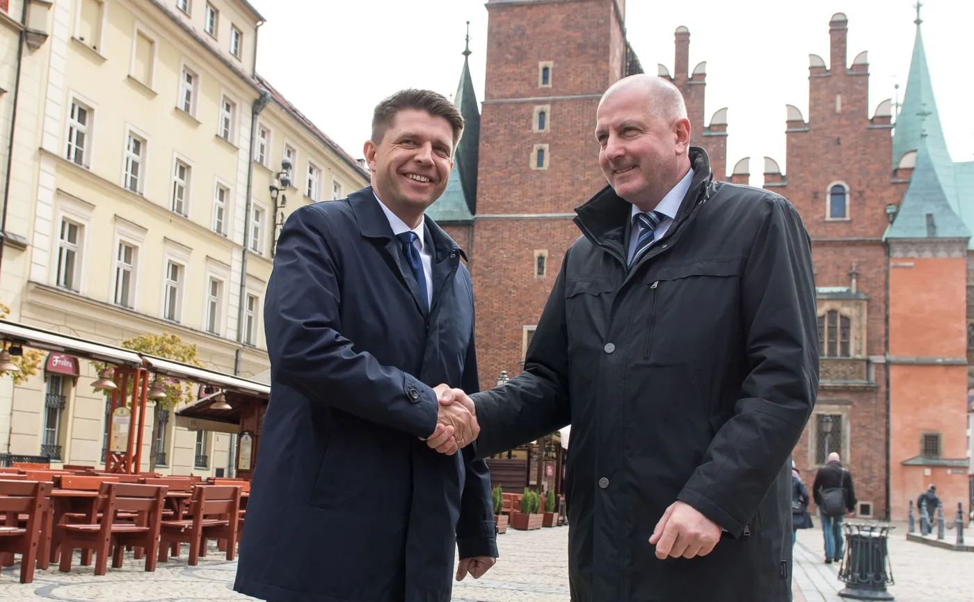 Lider Nowoczesnej Ryszard Petru i prezydent Wrocławia Rafał Dutkiewicz