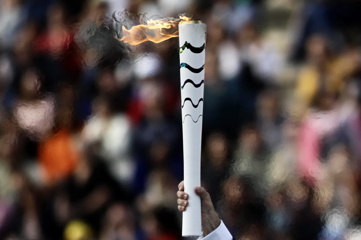 Pochodnia z ogniem olimpijskim