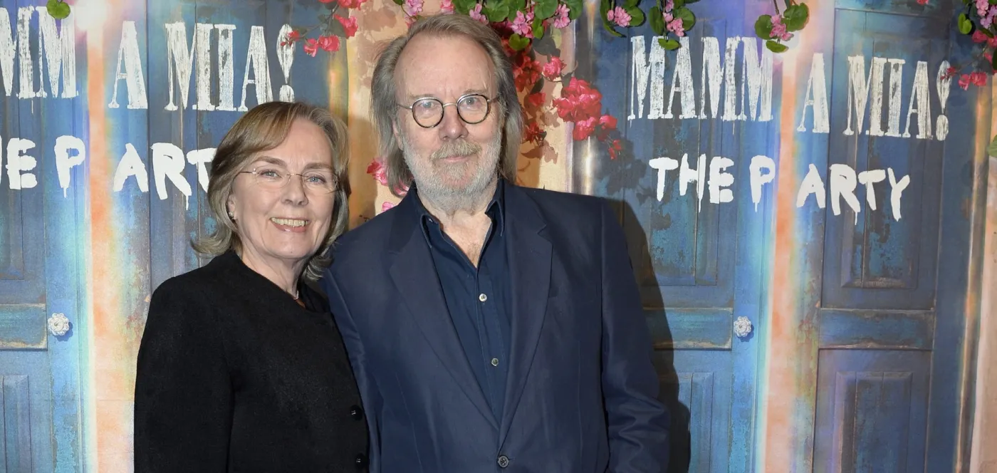 8663434-benny-andersson-i-jego-zona-mona.jpg