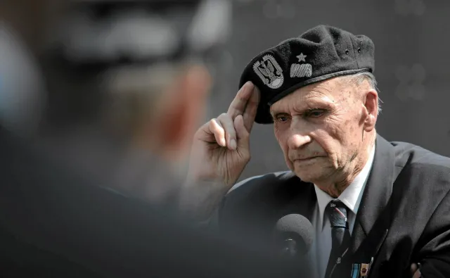 Gen. Ścibor-Rylski stanie przed sądem w procesie lustracyjnym. Postępowanie wszczął IPN