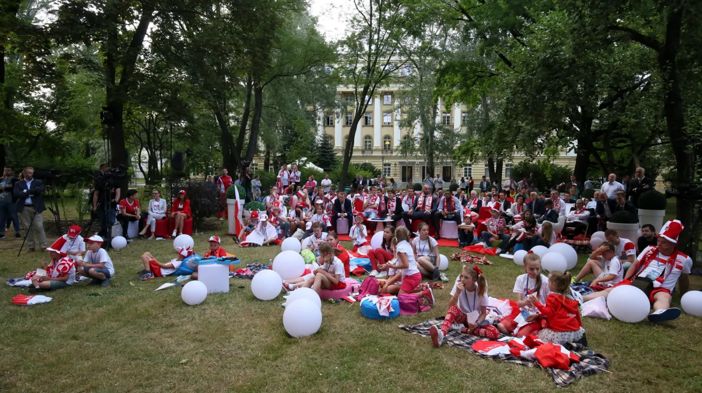 9201064-premier-szydlo-i-ministrowie-tez.jpg
