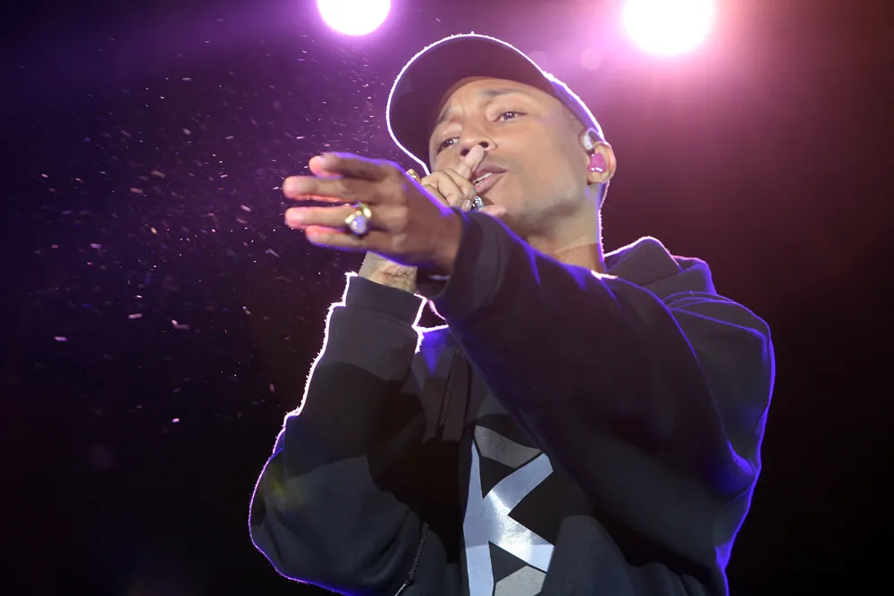 9248986-pharrell-williams-na-open-er-2016.jpg