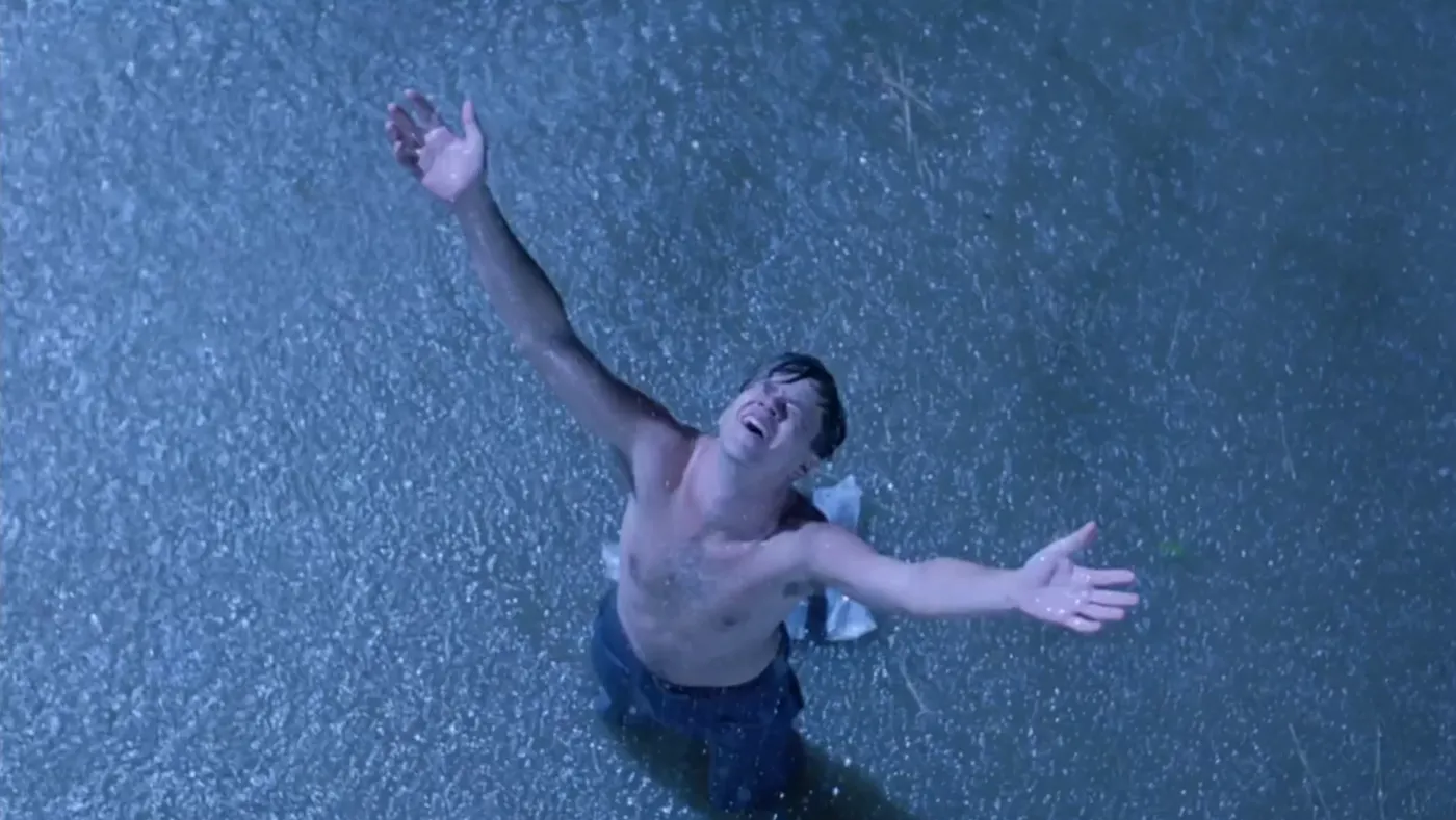 Niezapomnany kadr z filmu "Skazani na Shawshank"