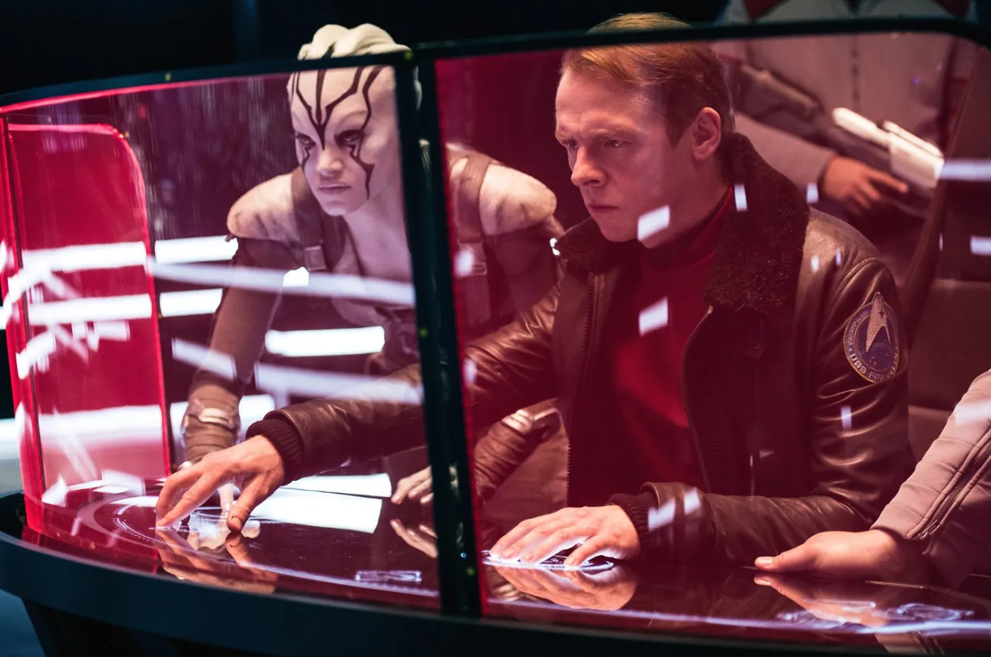 9297269-kadr-z-filmu-star-trek-w-nieznane.jpg