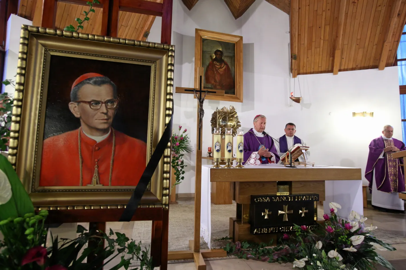 9333471-pogrzeb-kardynala-macharskiego.jpg