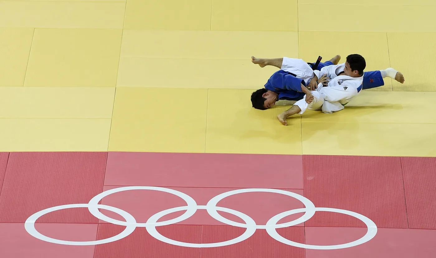 9343083-na-tatami-w-rio-de-janeiro-nikt.jpg