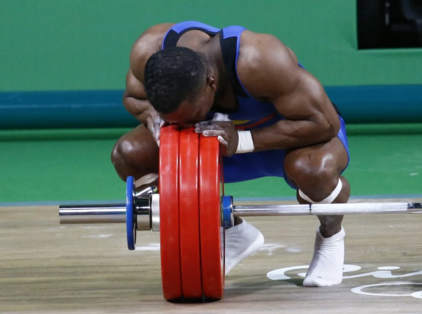 Oscar Figueroa płakał jak bóbr. Siedem miesięcy po operacji kręgosłupa został mistrzem olimpijskim