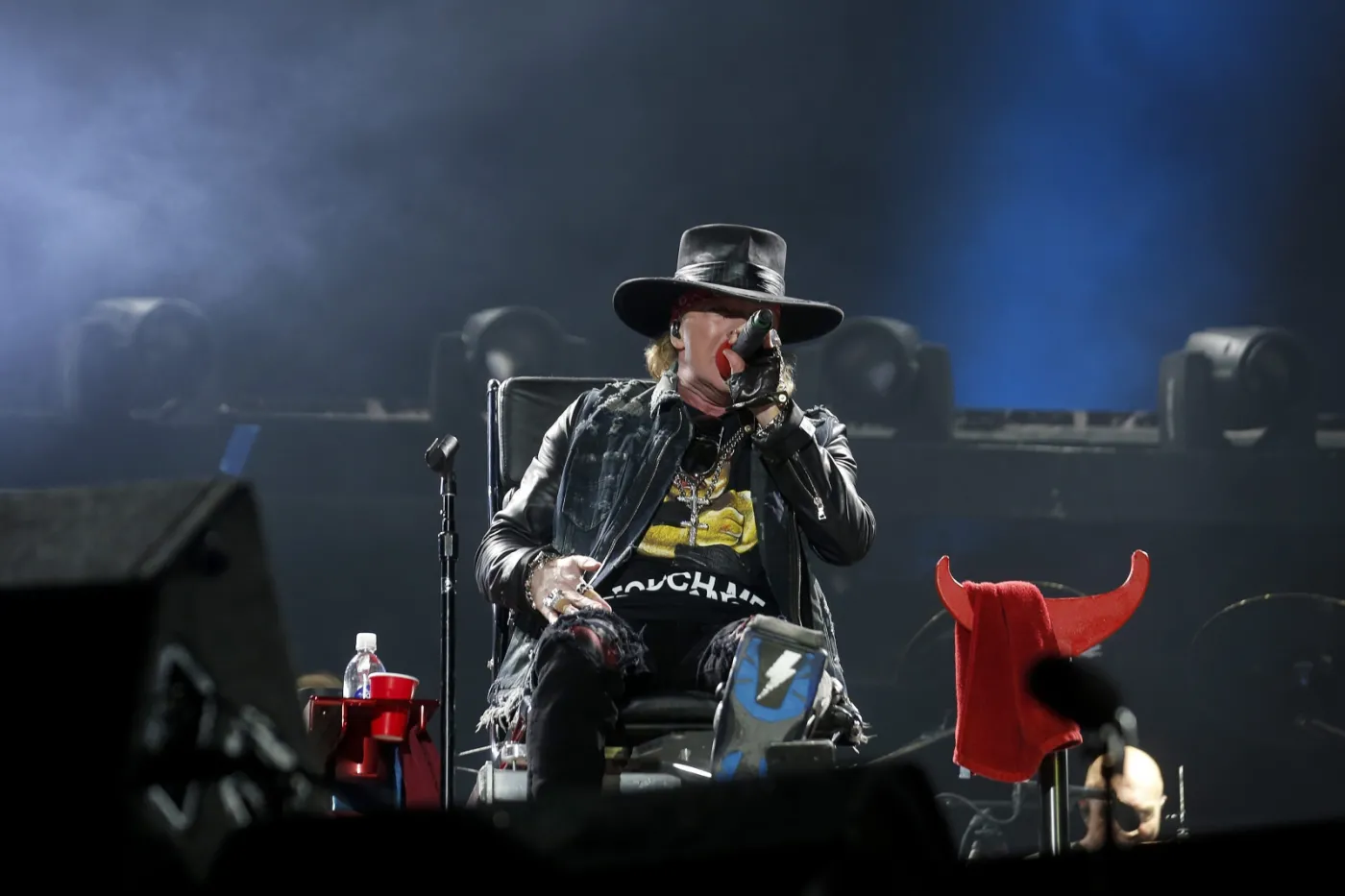 Axl Rose po raz pierwszy zaśpiewał z AC/DC. Zobacz ZDJĘCIA i WIDEO!