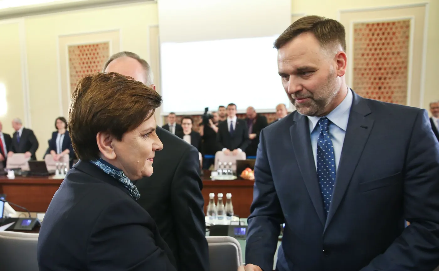Minister skarbu Dawid Jackiewicz i premier Beata Szydło