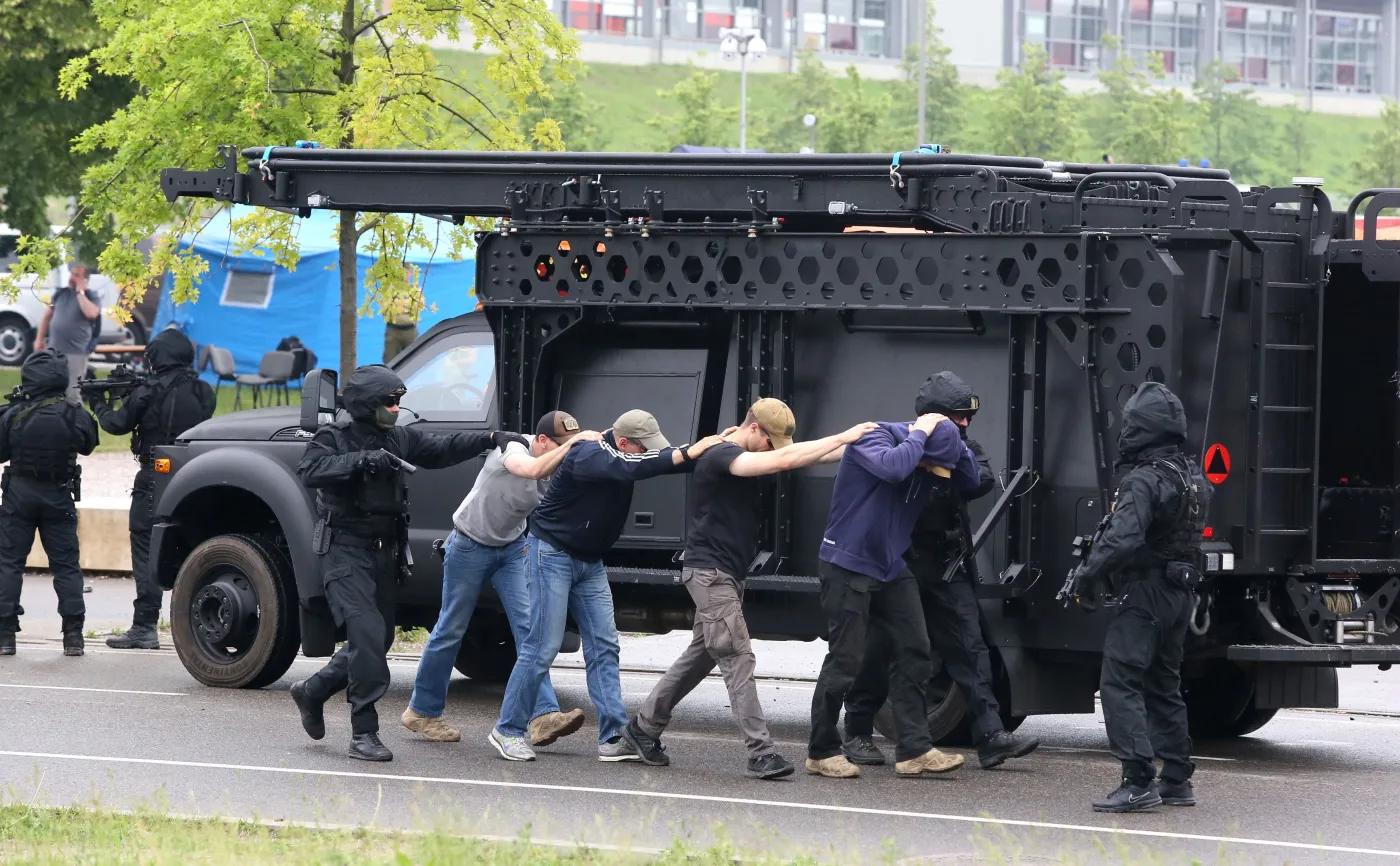 Pozorowany atak terrorystyczny i reakcja w sytuacji zagrożenia. Służby ćwiczą przed szczytem NATO i Światowymi Dniami Młodzieży