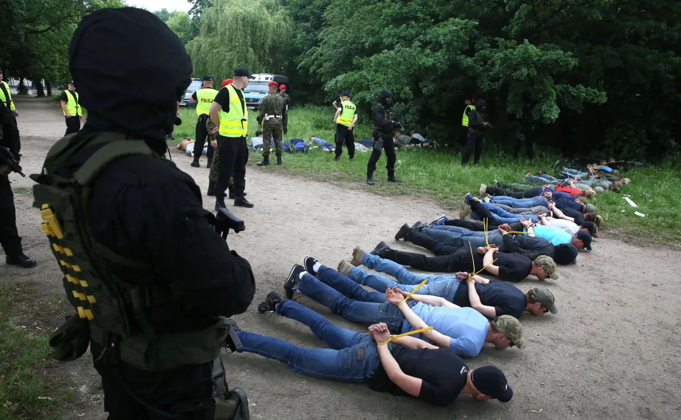 Pozorowany atak terrorystyczny i reakcja w sytuacji zagrożenia. Służby ćwiczą przed szczytem NATO i Światowymi Dniami Młodzieży