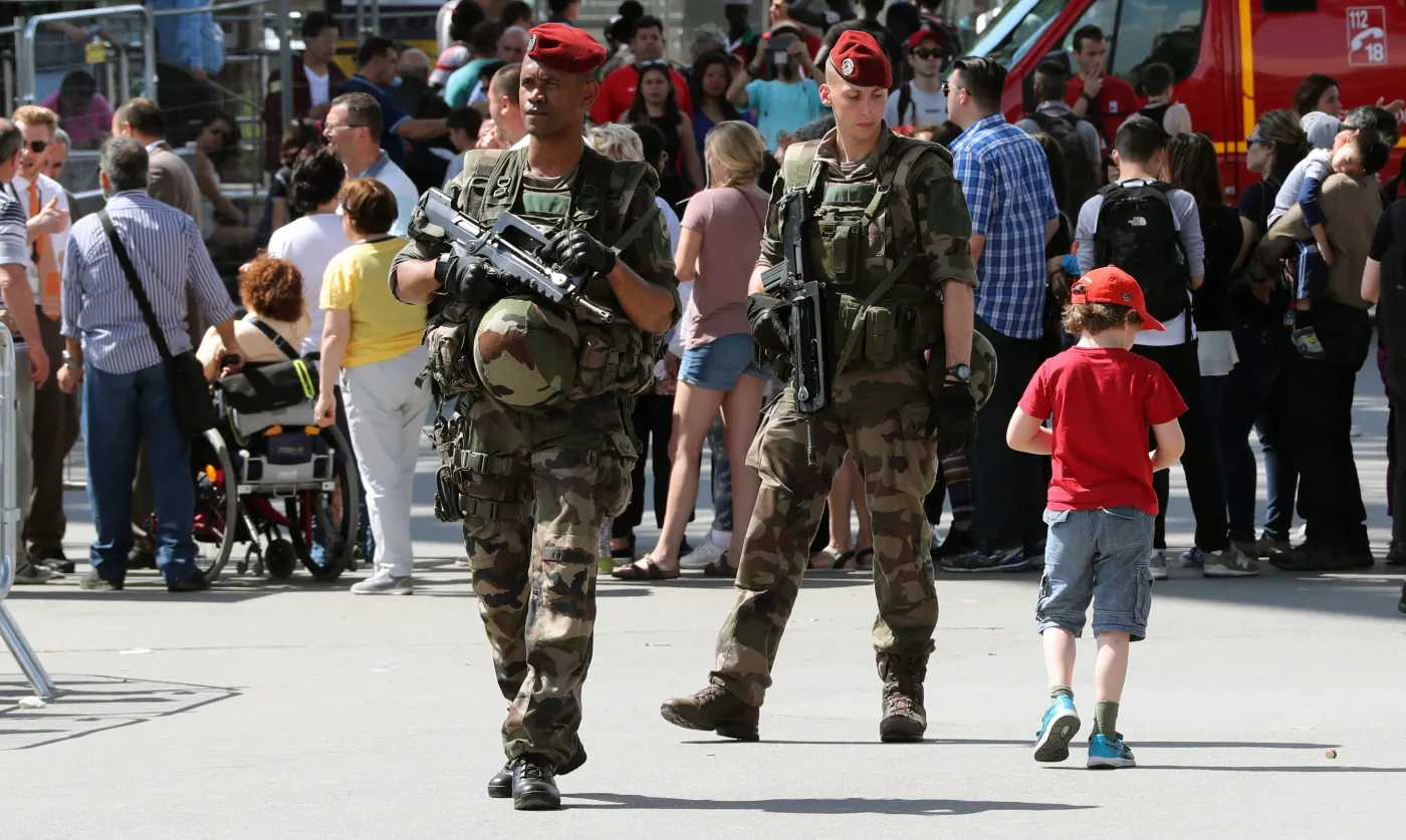 Euro 2016: Akcja antyterrorystyczna w mieście, gdzie będą grać Polacy. Zatrzymano czworo Syryjczyków