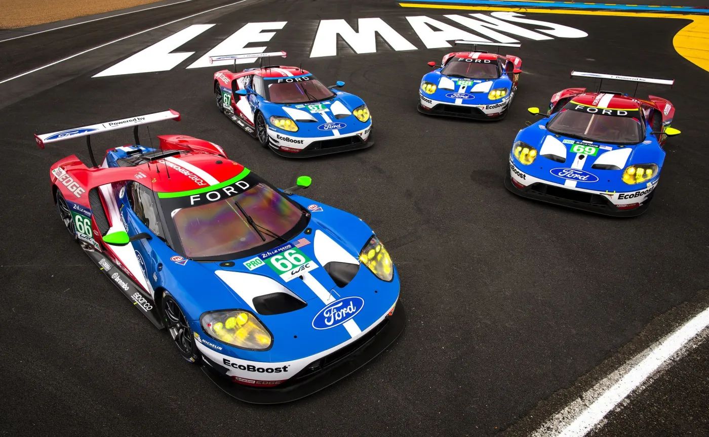 Cztery wyczynowe Fordy GT zespołu Ford Chip Ganassi Racing gotowe do startu w tegorocznej edycji 24 godziny Le Mans