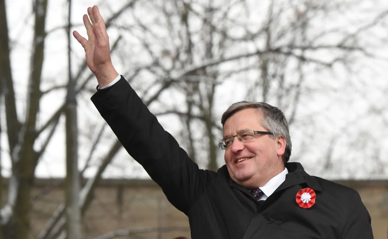 9603919-bronislaw-komorowski-na-marszu.jpg