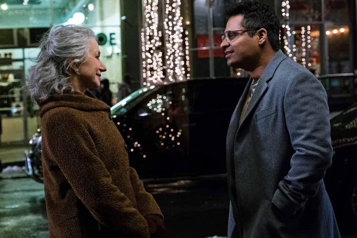 9727559-hellen-mirren-i-michael-pena-w.jpg