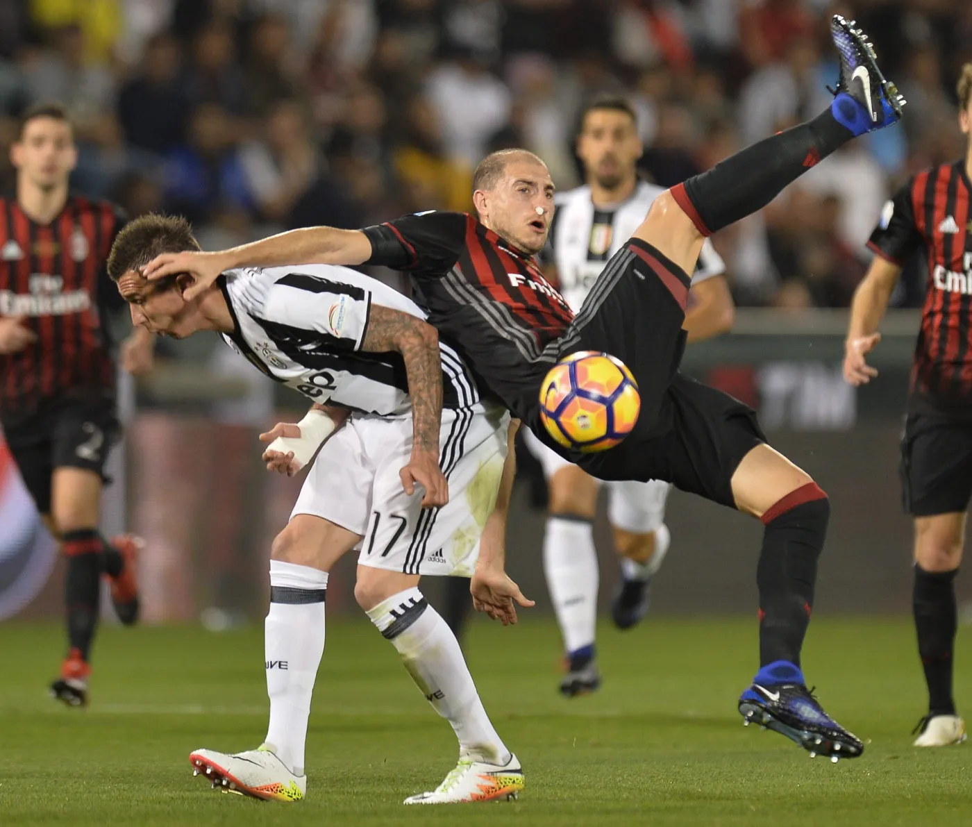Mario Mandzukic i Gabriel Paletta